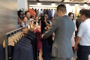 Đức Giang khai trương cửa hàng may đo Veston thương hiệu Smart Suits Tailor Shop thứ 2 tại Hà Nội