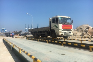 Đưa vào hoạt động nhà máy đóng bao xi măng Long Sơn, Quảng Ngãi 