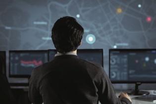 Ericsson trình làng giải pháp vận hành hạ tầng năng lượng dựa trên AI 