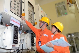 Đề xuất giá bán lẻ điện sinh hoạt theo 5 bậc thang