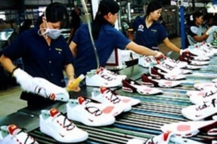 Gạo, đồ gỗ, da giày tăng trưởng xuất khẩu cao trong tháng 2/2020