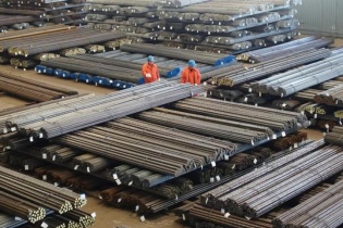 Doanh nghiệp Việt cẩn trọng với lệnh áp thuế mở rộng với nhôm, thép vào Mỹ