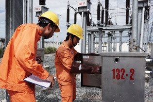 "Soi" mức độ tiêu thụ điện của cơ quan, đơn vị sử dụng ngân sách nhà nước qua hệ thống trực tuyến