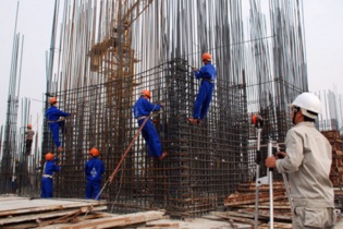 Doanh nghiệp xây dựng lo kinh doanh quý III tiếp tục ảm đạm