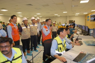 Đốt lửa lần đầu lò hơi tổ máy 2 Nhà máy nhiệt điện Sông Hậu 1