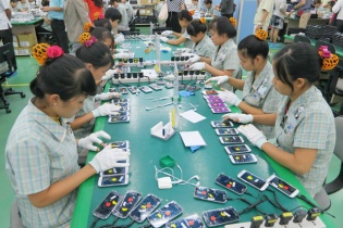 Xuất khẩu điện thoại Samsung giúp thu về 25,9 tỷ USD