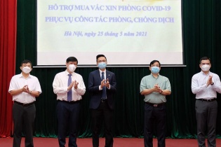 An Phát Holdings ủng hộ 20 tỷ đồng mua vaccine ngừa Covid-19