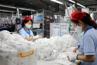 11 Hiệp hội ngành hàng đề xuất giải pháp gỡ khó cho sản xuất công nghiệp