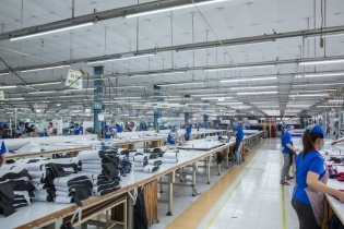 Vitas đề xuất giảm tiền thuê đất, giảm giá điện, phí dịch vụ cảng biển