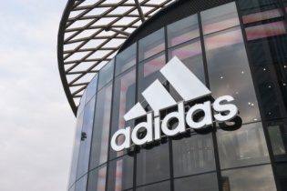 Adidas đưa hệ thống quản lý doanh nghiệp SAP lên đám mây AWS