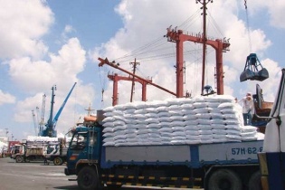 Nhập khẩu phân bón cao gấp 3 lần xuất khẩu