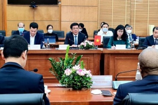 Việt Nam tìm nguồn cung ứng than từ Nam Phi