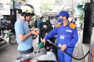 Hiệp hội Xăng dầu kiến nghị điều hành giá xăng dầu vào ngày 1/9