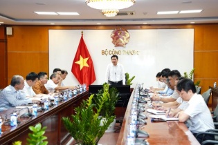 Xem xét xuất dự trữ thương mại cung cấp cho địa bàn thiếu xăng dàu cục bộ
