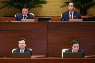 Thị trường bất động sản còn nhiều khó khăn, tín dụng bị thắt chặt