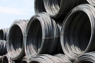 Mỹ gia hạn ban hành kết luận chống lẩn tránh thuế thép dây không gỉ của Việt Nam