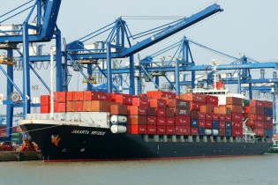 Xuất nhập khẩu của doanh nghiệp FDI đạt 384 tỷ USD