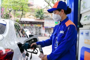 Bộ Công thương chỉ đạo loạt giải pháp cung ứng đủ xăng dầu 
