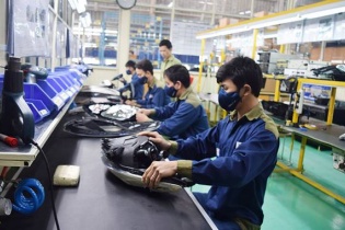 Ngành sản xuất ghi nhận phục hồi ngay từ đầu năm