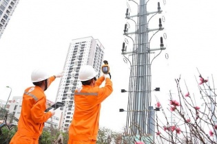 Cung ứng điện, xăng dầu được đảm bảo thông suốt dịp Tết