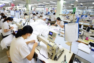 HSBC: Dấu hiệu phục hồi xuất khẩu trên diện rộng