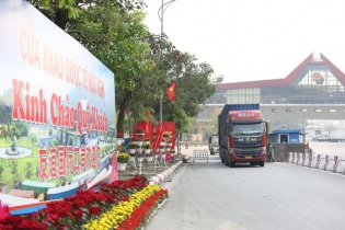 Tăng thời gian thông quan tại cửa khẩu Hữu Nghị - Hữu Nghị Quan