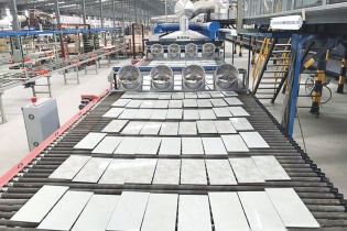 Thiếu đầu ra, sản xuất gạch ốp lát, sứ vệ sinh chỉ đạt 55-60% công suất thiết kế