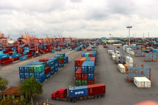 Thu ngân sách từ nhóm hàng nhập khẩu chủ lực tăng mạnh