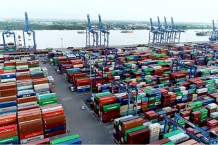 Ngành Hải quan áp lực thu ngân sách xuất nhập khẩu trong năm 2025