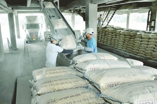 Bộ trưởng Bộ Xây dựng: Vicem cần đổi mới công tác điều hành, nâng cao hiệu quả kinh doanh