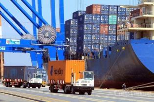 Xuất khẩu và thách thức tăng trưởng năm 2026