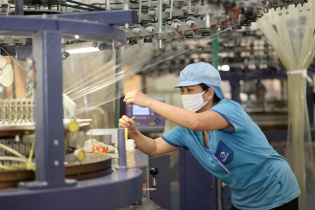 Xuất nhập khẩu tiến sát 345 tỷ USD, xuất khẩu sang nhiều thị trường tăng ấn tượng