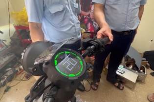 Phát hiện cơ sở kinh doanh xe đạp điện "trá hình" tại Hà Nội