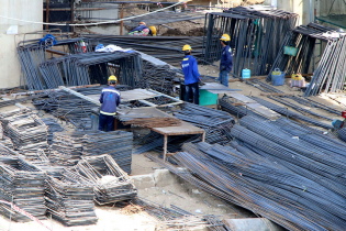 Bộ Xây dựng yêu cầu kiểm soát giá vật liệu, chặn thao túng thị trường