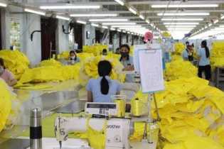 Doanh nghiệp Canada tìm kiếm nguồn cung thực phẩm, dệt may... tại Việt Nam
