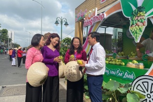TP.HCM: Trải nghiệm nông sản địa phương qua Tuần lễ trái cây “Trên bến dưới thuyền” 
