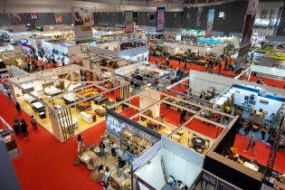 Doanh nghiệp gỗ xúc tiến tìm đơn hàng qua hội chợ VIFA ASEAN 2023