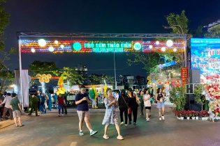 TP.HCM: Nhộn nhịp khai trương phố đêm Thảo Điền