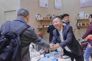 Nhiều nhà sản xuất dệt may quốc tế mở rộng hoạt động sang Việt Nam trong năm 2024