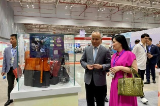 Hơn 800 doanh nghiệp ngành da giày xúc tiến thương mại tại Shoes & Leather VietNam 2024