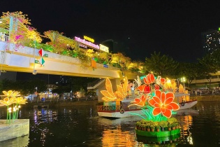 TP.HCM: Hơn 689 nhà vườn quy tụ tại chợ hoa Xuân “Trên bến dưới thuyền” 