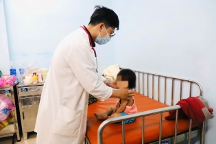 Số ca bệnh tay chân miệng tại TP.HCM tăng hơn 60%