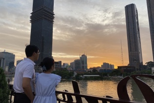 Ngắm hoàng hôn trên sông Sài Gòn: Tour du lịch lãng mạn thu hút du khách