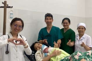 TP.HCM: Liên tiếp những ca phẫu thuật cấp cứu phức tạp diễn ra tại Côn Đảo