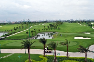 Long Hậu tổ chức Giải Golf gây quỹ học bổng cho học sinh nghèo 