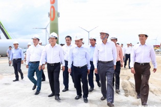 Phó thủ tướng Trịnh Đình Dũng: Ninh Thuận hoàn toàn có thể trở thành trung tâm năng lượng tái tạo 