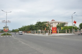 Đưa Đông Hoà trở thành một trung tâm kinh tế của Phú Yên