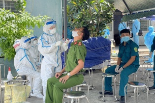 Đà Nẵng: Hai vợ chồng sống cạnh vũ trường New Phương Đông dương tính với Covid-19