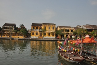 Xuất hiện thêm ca nhiễm Covid-19, Quảng Nam nâng mức cảnh báo chống dịch cao nhất