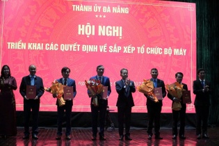Đà Nẵng: Ông Nguyễn Đình Vĩnh, ông Lê Trung Chinh làm bí thư 2 Đảng bộ mới